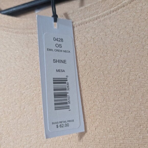 Michael Stars | Emil Long Sleeve Shine Tee In Light Gold - Picture 5 of 9